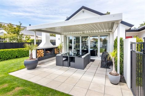 Photo of property in 212 Matsons Avenue, Papanui, Christchurch, 8053