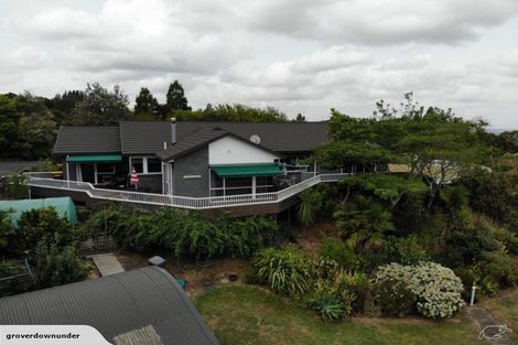 Photo of property in 327 Kaipara Road, Papakura, 2582