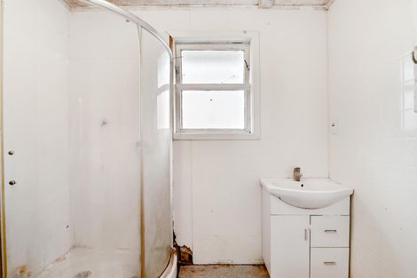 Photo of property in 44 Fisher Crescent, Otara, Auckland, 2023