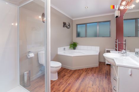 Photo of property in 966 Taieri Mouth Road, Kuri Bush, Brighton, 9091