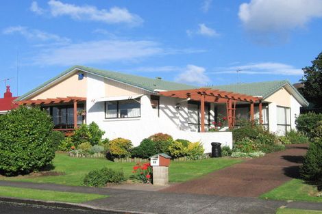 Photo of property in 33 Galloway Crescent, Farm Cove, Auckland, 2012