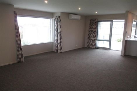 Photo of property in 32 Taiore Crescent, Marshland, Christchurch, 8083