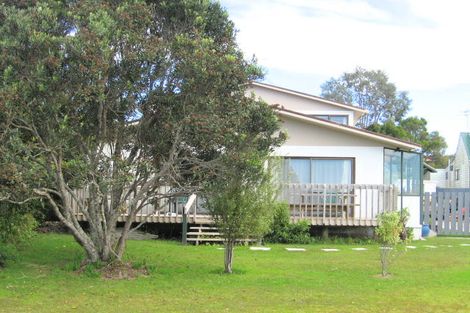 Photo of property in 33 Kauri Crescent, Snells Beach, 0920
