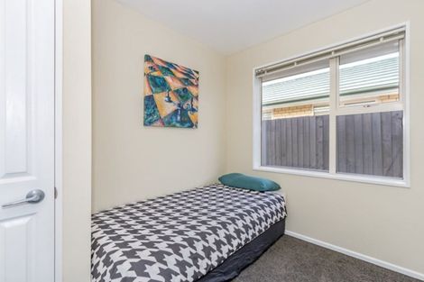 Photo of property in 2/24 Avonhead Road, Avonhead, Christchurch, 8042