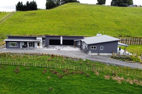 Photo of property in 143e Smith Road, Dannevirke, 4978