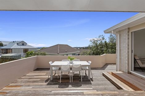 Photo of property in 7 Mercury Lane, Windsor Park, Auckland, 0632