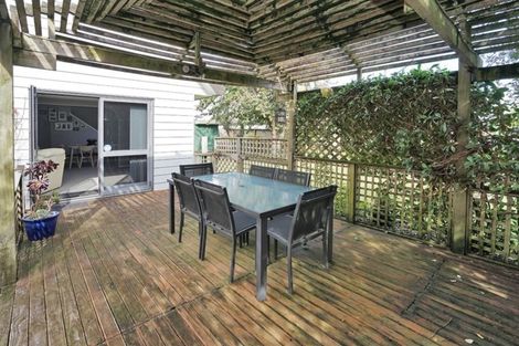 Photo of property in 42 Dixon Road, Fitzroy, Hamilton, 3206