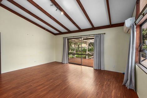 Photo of property in 3 Beacondale Place, Te Kamo, Whangarei, 0112