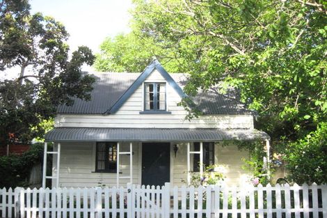 Photo of property in 9 Bruce Terrace, Akaroa, 7520