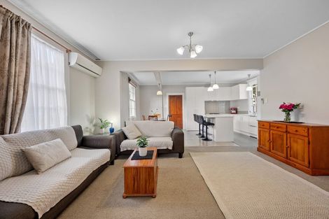 Photo of property in 13 Karaka Street, Helensville, 0800