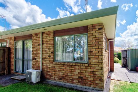 Photo of property in Holdsworth Villas, 41/2 William Donald Drive, Solway, Masterton, 5810