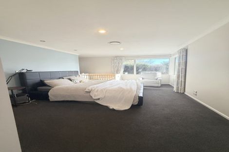 Photo of property in 82 Mcmahon Drive, Aidanfield, Christchurch, 8025