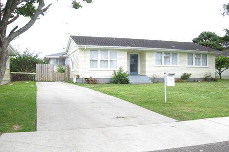 Photo of property in 38 Heyford Close, Mangere, Auckland, 2022