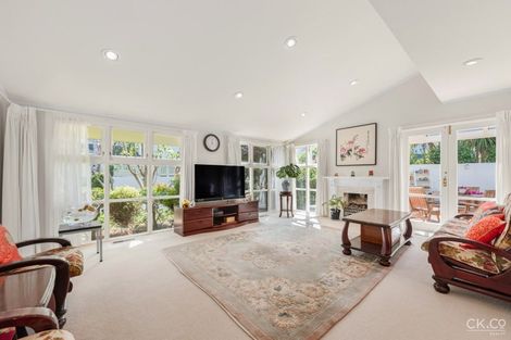 Photo of property in 4/125 Woburn Road, Woburn, Lower Hutt, 5010
