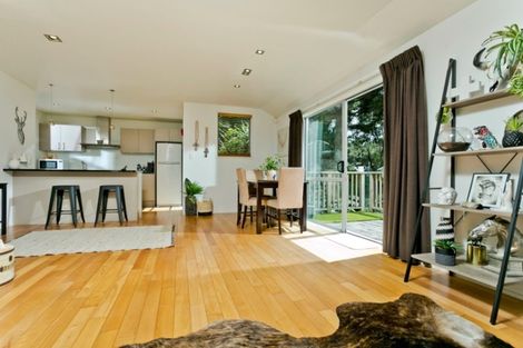 Photo of property in 14a Berne Place, Birkenhead, Auckland, 0626