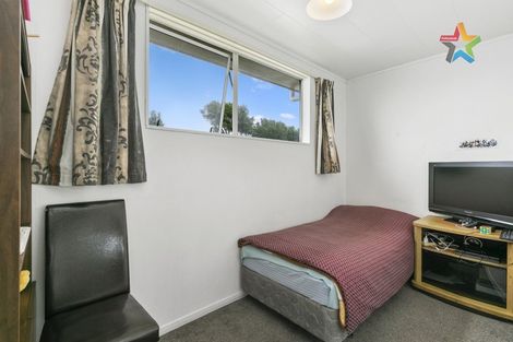 Photo of property in 2/15 Douglas Street, Waiwhetu, Lower Hutt, 5010