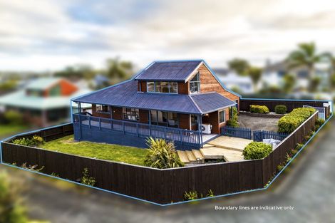 Photo of property in 30 Farquhar Road, Glendene, Auckland, 0602