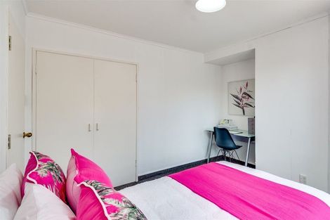 Photo of property in 3 Cambridge Terrace, Taradale, Napier, 4112