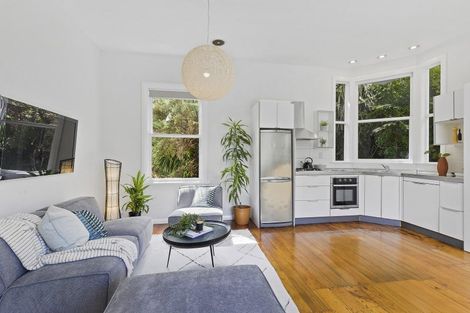 Photo of property in 8 Adams Terrace, Aro Valley, Wellington, 6021