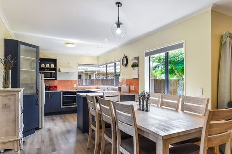 Photo of property in 34 Cairns Crescent, Rototuna, Hamilton, 3210