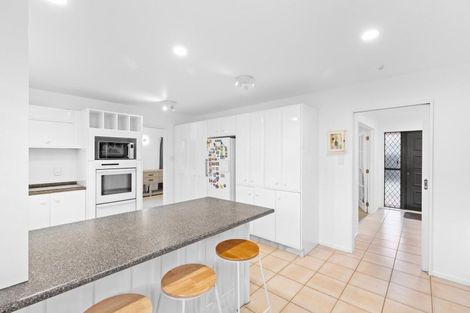 Photo of property in 113 John F Kennedy Drive, Milson, Palmerston North, 4414