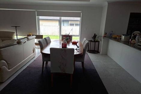 Photo of property in 30 Leebank Crescent, Riverhead, 0820