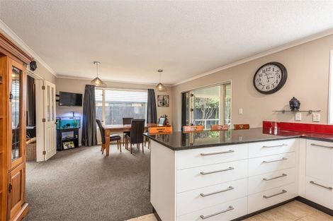 Photo of property in 24 Kotuku Crescent, Woolston, Christchurch, 8023