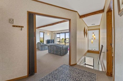 Photo of property in 25 Golders Place, Richmond Heights, Taupo, 3330