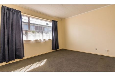 Photo of property in 3/3204 Great North Road, New Lynn, Auckland, 0600