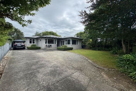 Photo of property in 9 Durham Crescent, Palmerston North, 4414