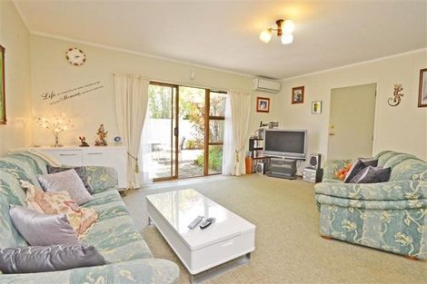 Photo of property in 2/3 Akehurst Avenue, New Lynn, Auckland, 0600
