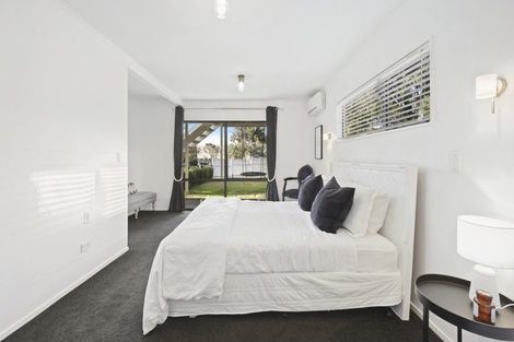 Photo of property in 91 Pacific Parade, Army Bay, Whangaparaoa, 0930