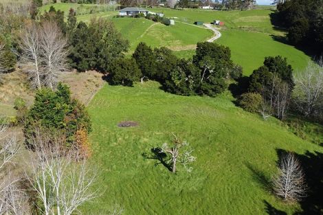 Photo of property in 215 Tara Road, Mangawhai, 0573