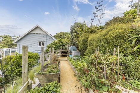 Photo of property in 26 Beach Street, Island Bay, Wellington, 6023