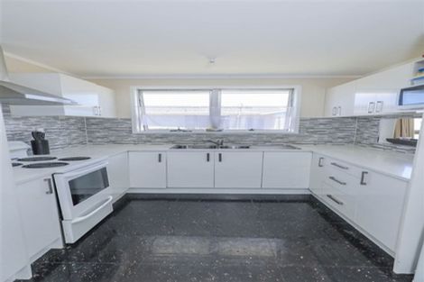 Photo of property in 8 Hall Street, Huntly, 3700