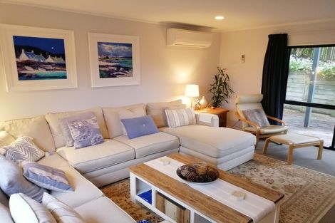 Photo of property in 24 Montclair Rise, Browns Bay, Auckland, 0630