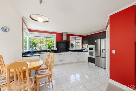 Photo of property in 4/125 Woburn Road, Woburn, Lower Hutt, 5010