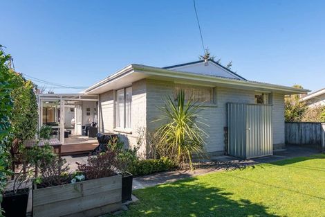 Photo of property in 1/19 Parkvale Road, Karori, Wellington, 6012