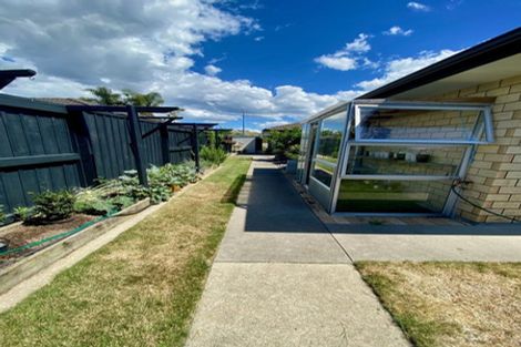 Photo of property in 77 Doncaster Drive, Papamoa Beach, Papamoa, 3118