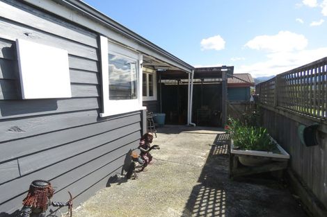 Photo of property in 5 Herald Street, Reefton, 7830