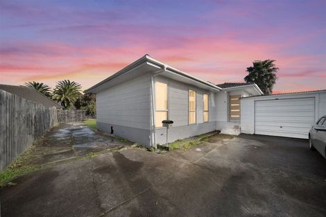 Photo of property in 2/22 Bingara Place, Favona, Auckland, 2024
