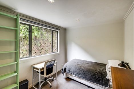 Photo of property in 49 Chaucer Road, Hospital Hill, Napier, 4110