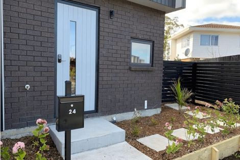 Photo of property in 24 Hoopers Road, Glen Eden, Auckland, 0602