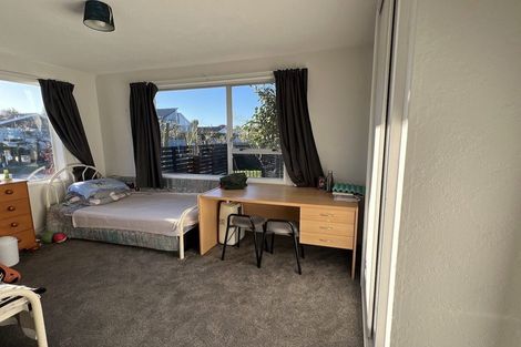 Photo of property in 32 Dunbarton Street, Redwood, Christchurch, 8051