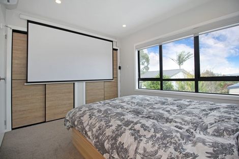 Photo of property in 32e Albrecht Avenue, Mount Roskill, Auckland, 1041