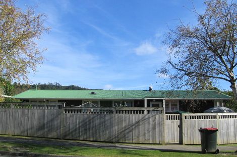 Photo of property in 22 Tanekaha Street, Stokes Valley, Lower Hutt, 5019