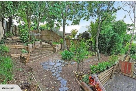 Photo of property in 2/112 Oaktree Avenue, Browns Bay, Auckland, 0630