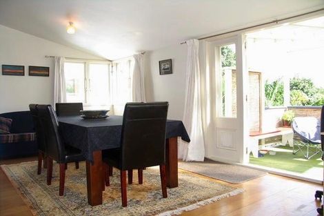 Photo of property in 106 Calliope Road, Stanley Point, Auckland, 0624