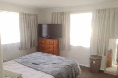 Photo of property in 32 Mildmay Road, Henderson, Auckland, 0610