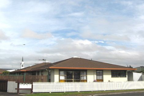 Photo of property in 816 Queen Street West, Saint Leonards, Hastings, 4120